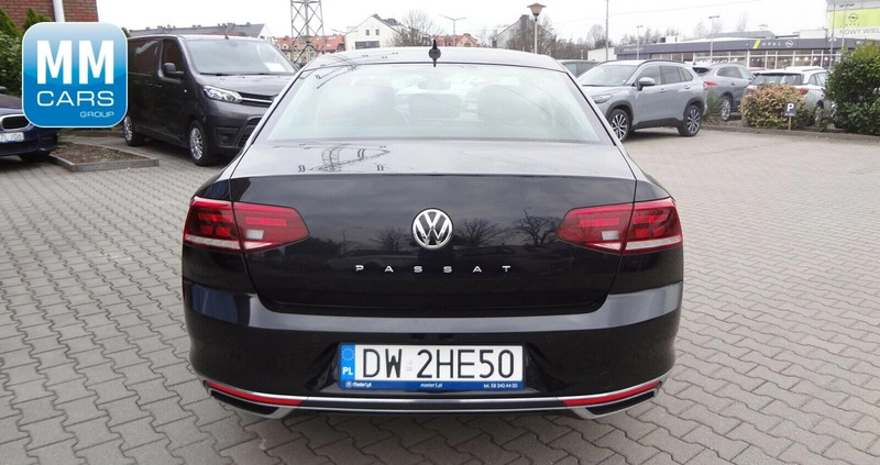 Volkswagen Passat cena 94850 przebieg: 99590, rok produkcji 2019 z Kałuszyn małe 191